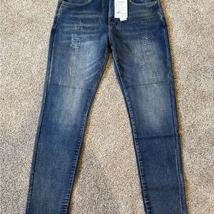 Men’s fleece lined jeans.